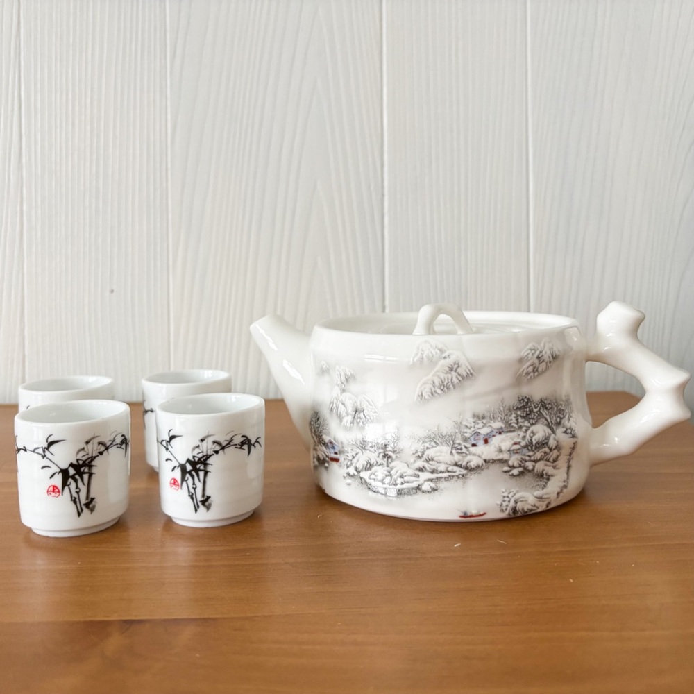 Bone China Teapot & Cups Set